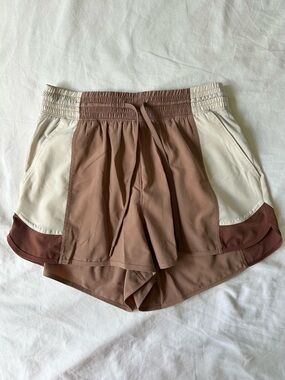 Women's Colorblock Athletic Shorts in Brown and Cream